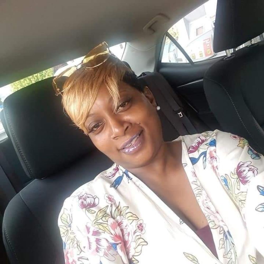 Meet your Posher, Felecia